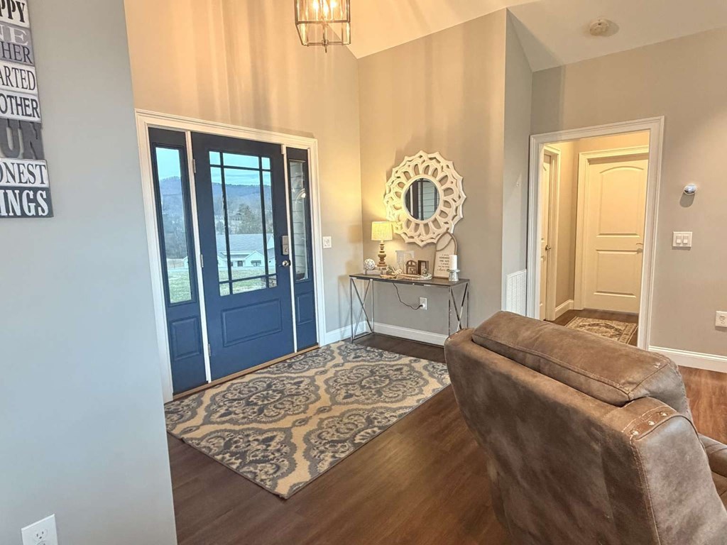 422490 Young Harris Residential