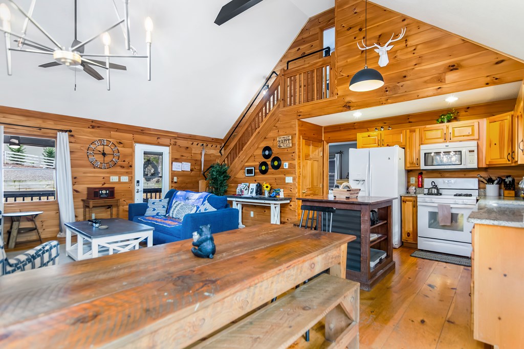 422492 Ellijay Residential