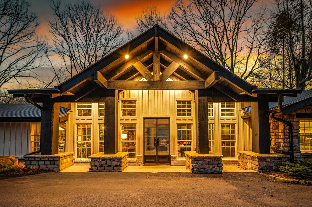 422496 McCaysville Residential