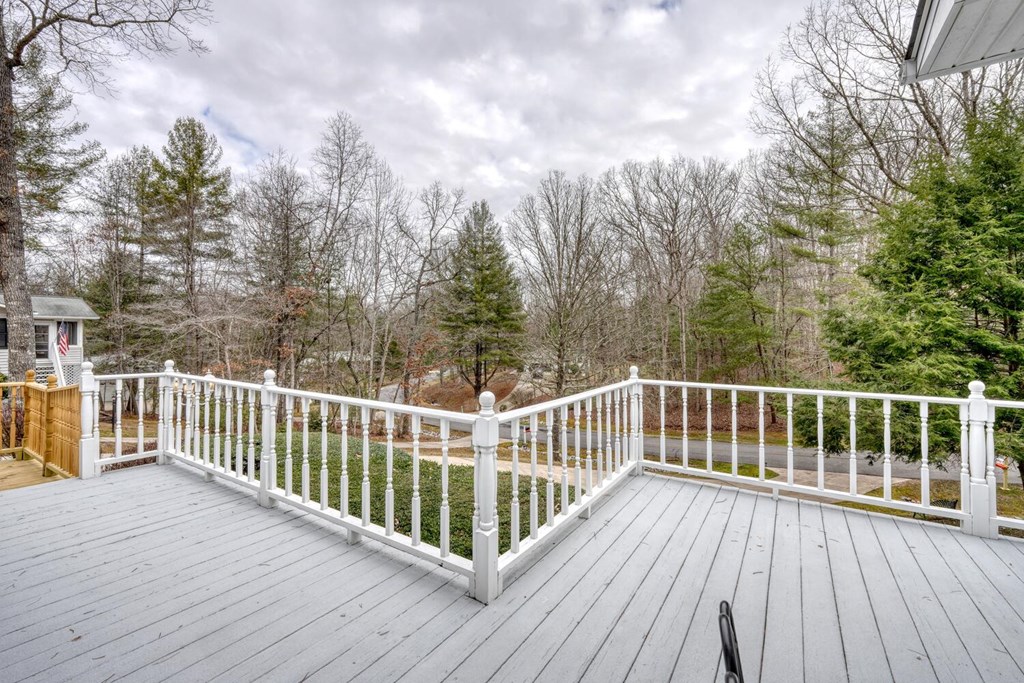 422498 Blairsville Residential