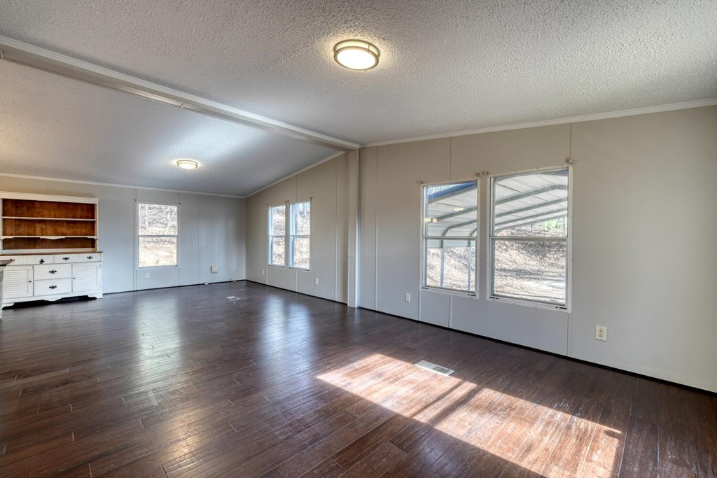 422499 Blairsville Residential