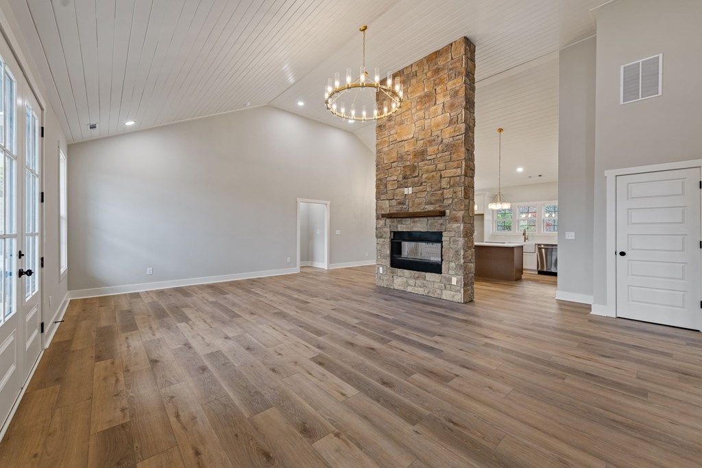 422500 Blairsville Residential