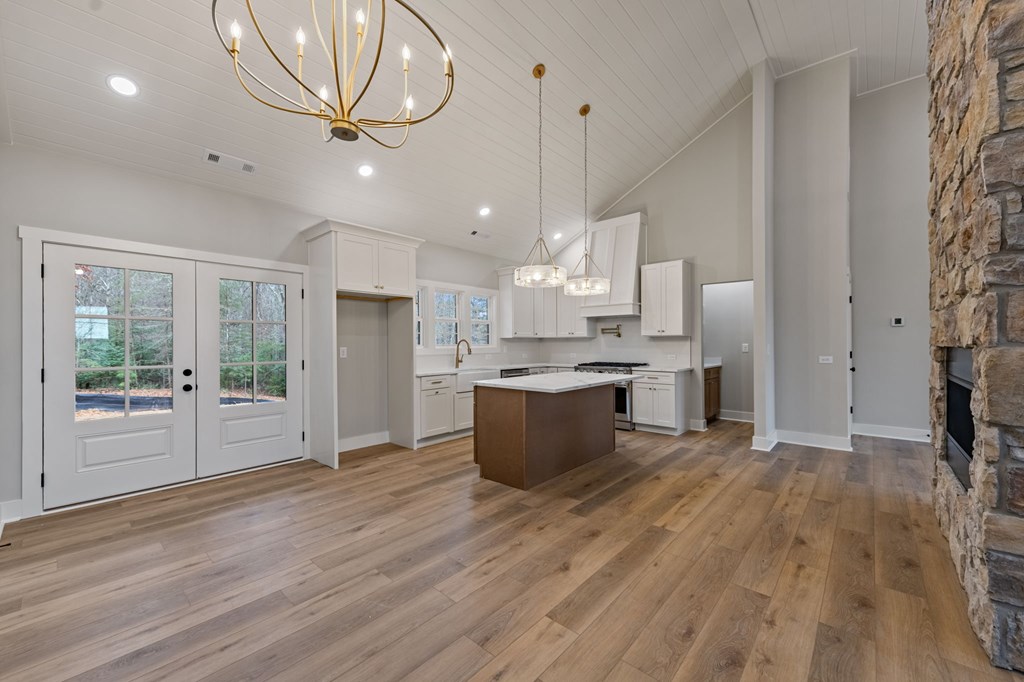 422500 Blairsville Residential