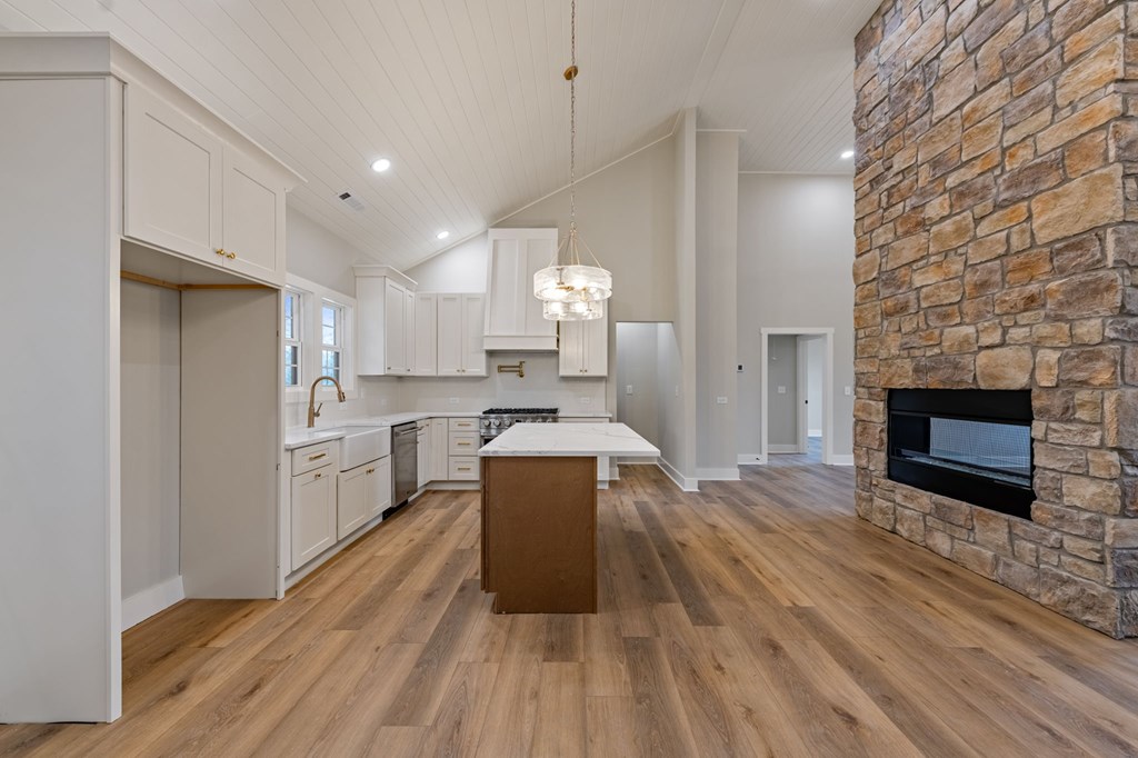 422500 Blairsville Residential