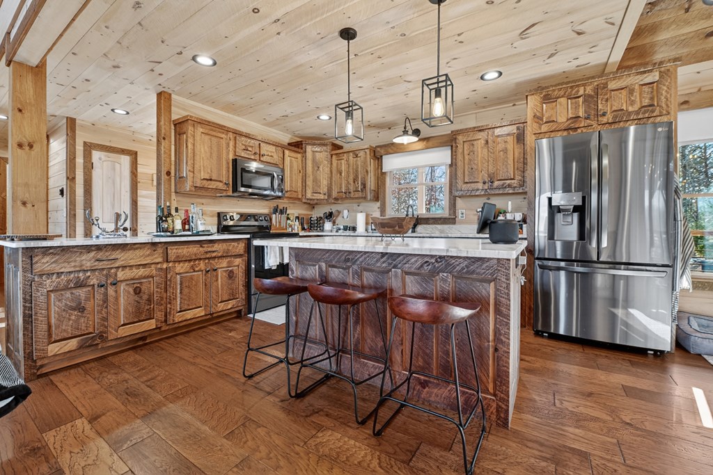 422512 Blue Ridge Residential