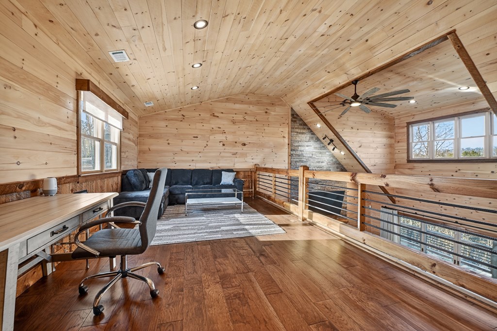 422512 Blue Ridge Residential