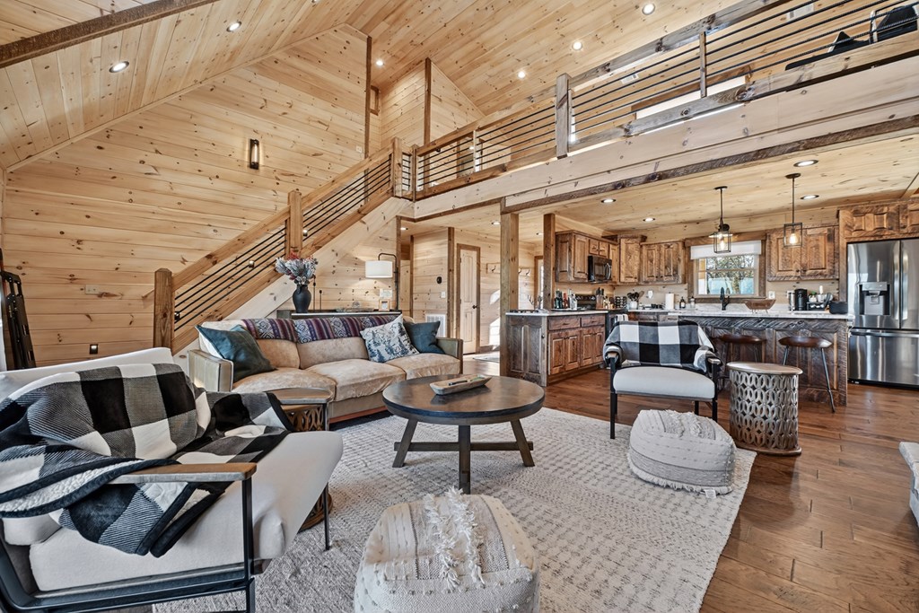 422512 Blue Ridge Residential