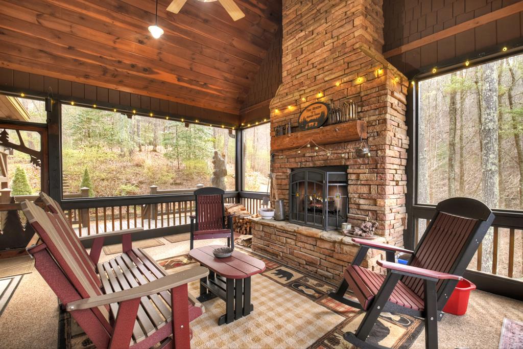 422515 Mineral Bluff Residential