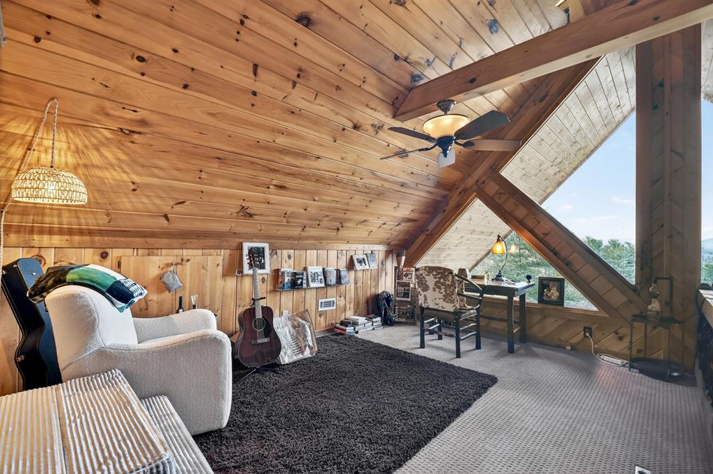 422515 Mineral Bluff Residential