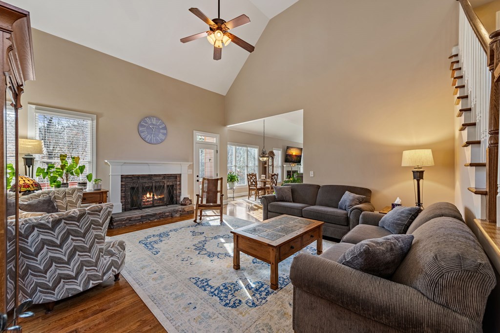 422517 Jasper Residential