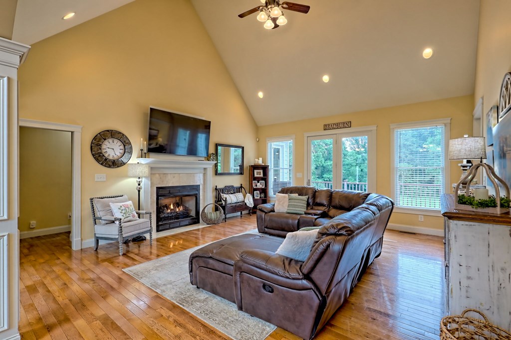 422518 Blairsville Residential