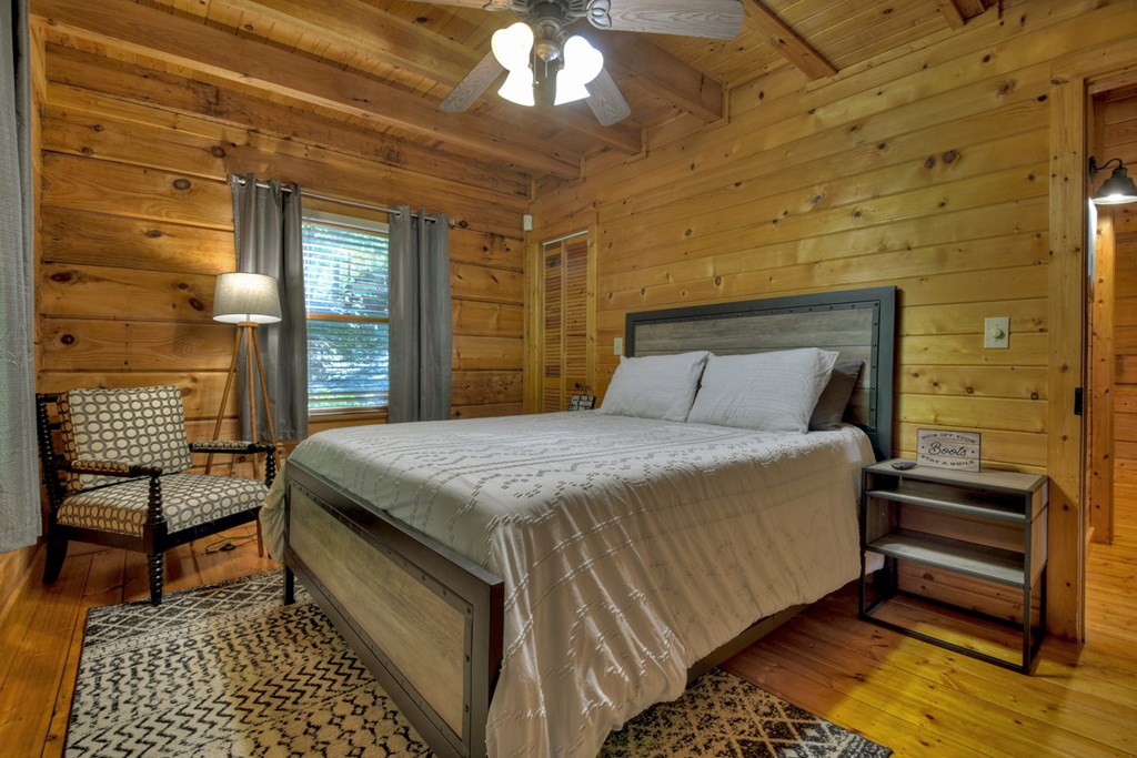 422520 Blue Ridge Residential