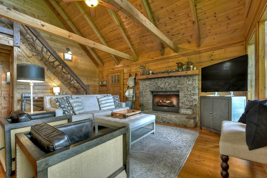 422520 Blue Ridge Residential