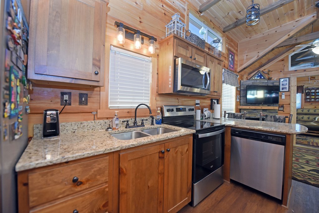 422522 Blairsville Residential