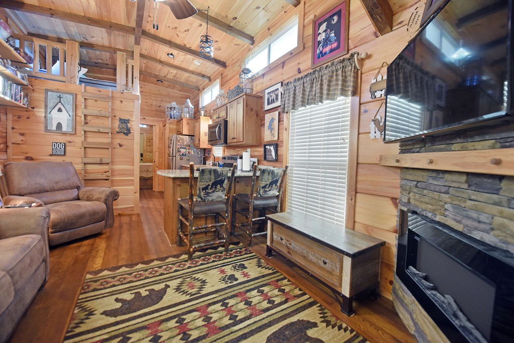 422522 Blairsville Residential