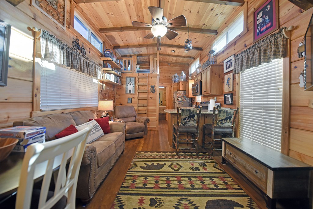 422522 Blairsville Residential