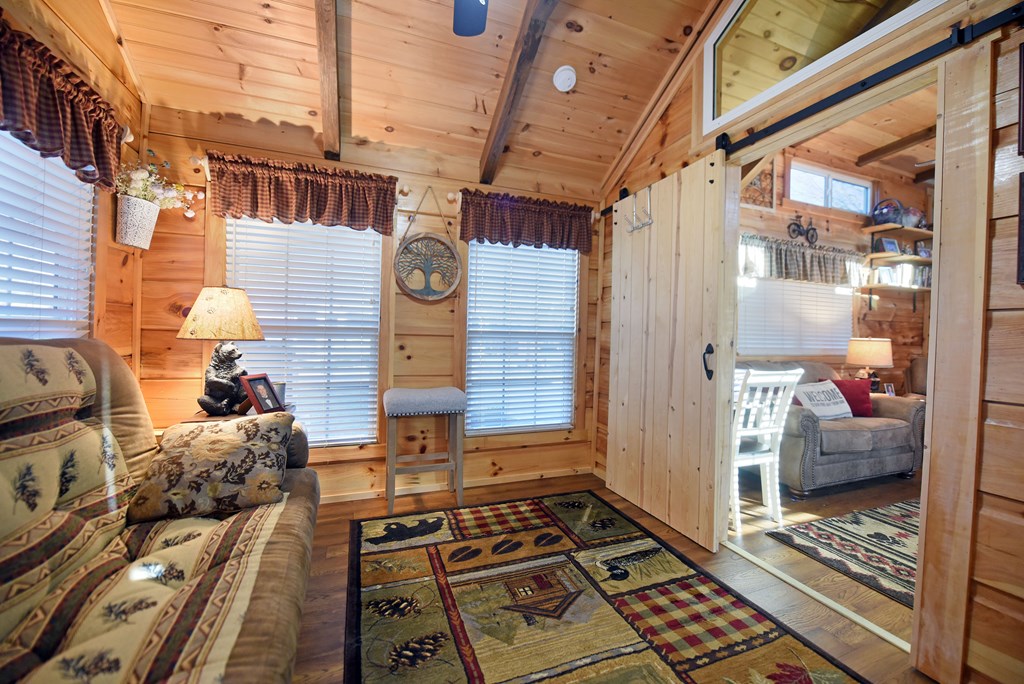 422522 Blairsville Residential