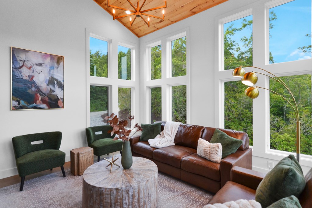 422527 Blue Ridge Residential