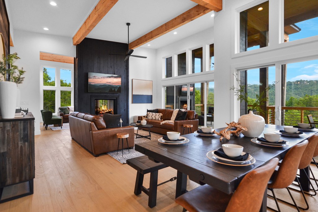 422527 Blue Ridge Residential