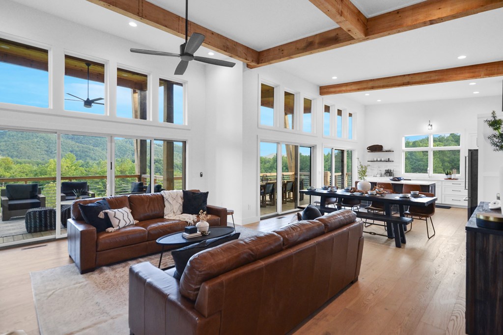 422527 Blue Ridge Residential