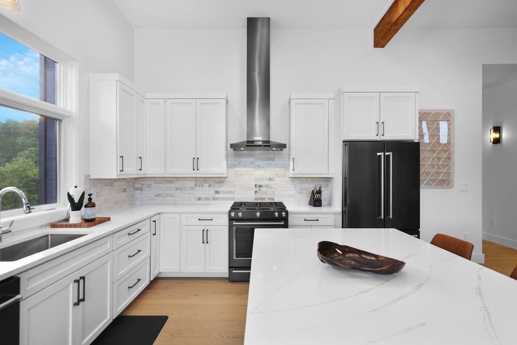 422527 Blue Ridge Residential