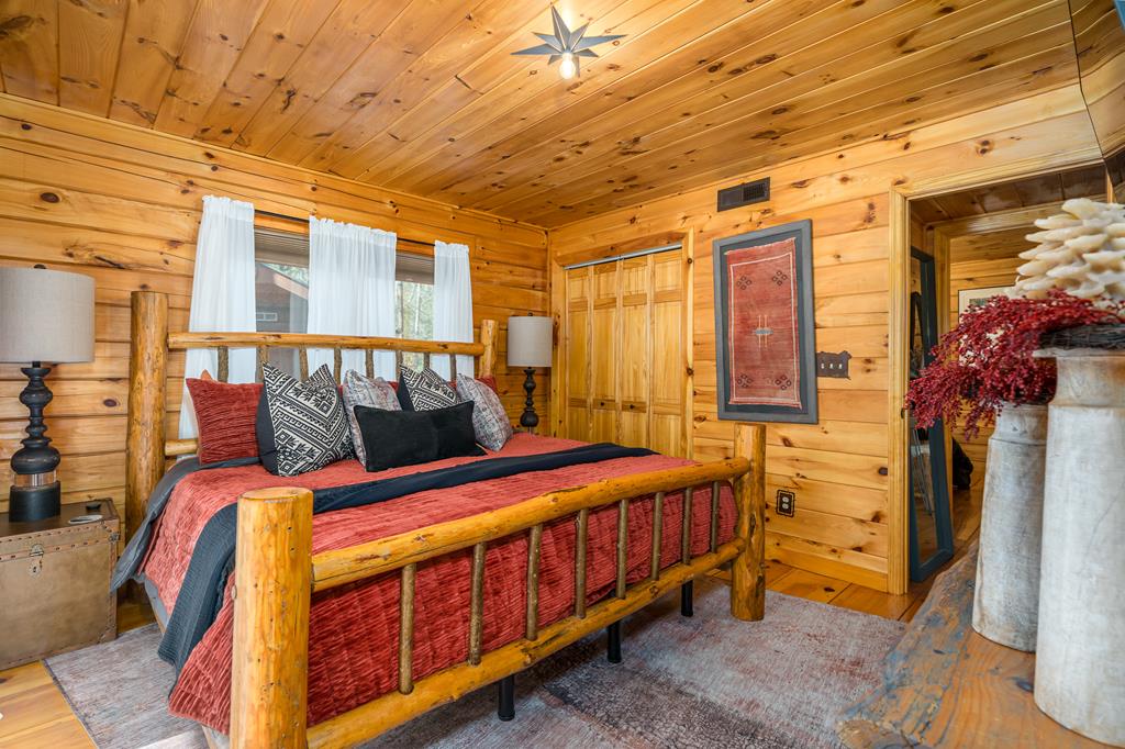 422534 Murphy Residential