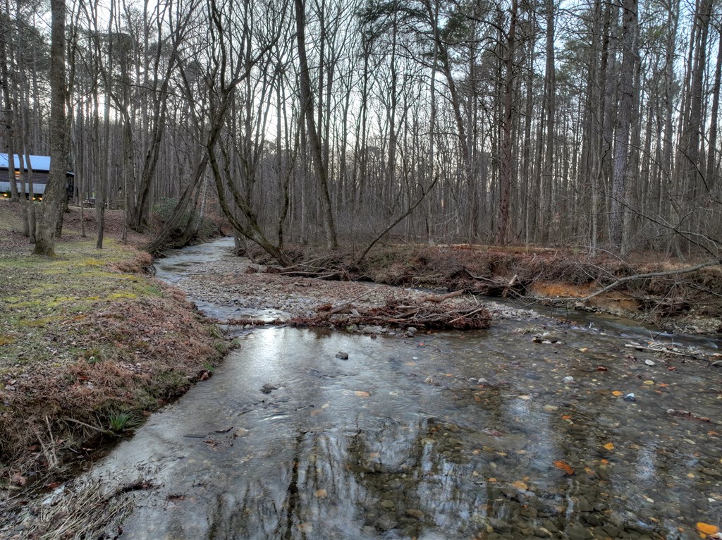 422535 Talking Rock Residential