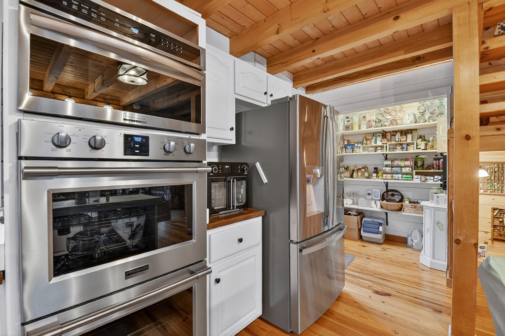 422535 Talking Rock Residential