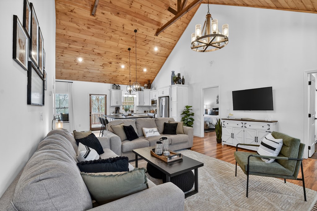 422538 Ellijay Residential