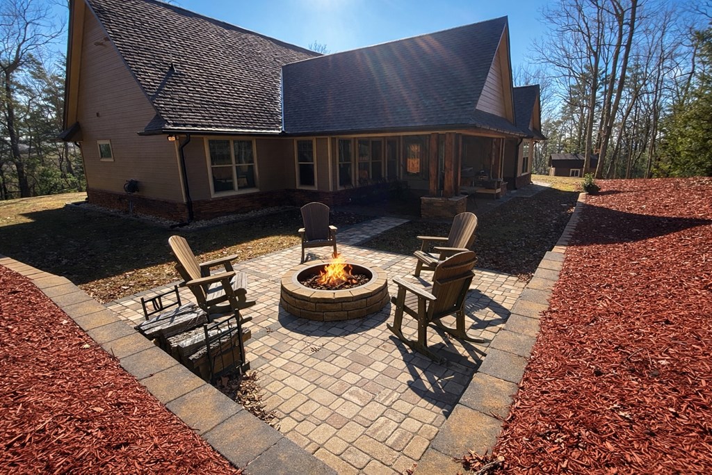 422539 Young Harris Residential