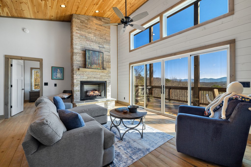 422540 Morganton Residential