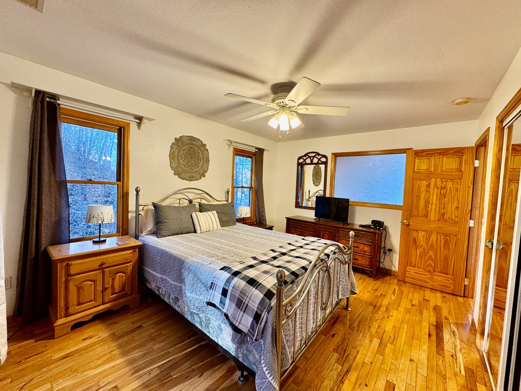 422542 Murphy Residential