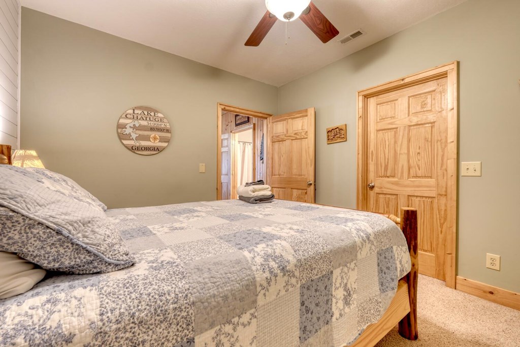 422544 Hiawassee Residential