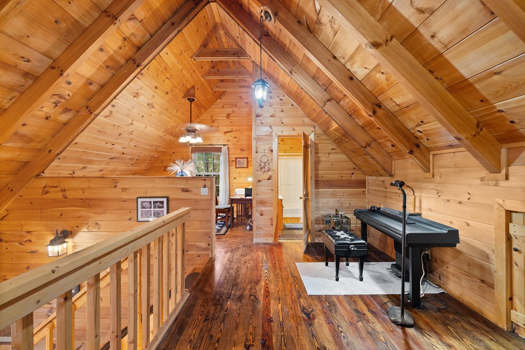 422547 Blue Ridge Residential