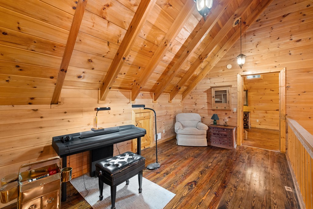 422547 Blue Ridge Residential