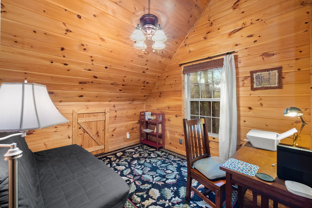 422547 Blue Ridge Residential