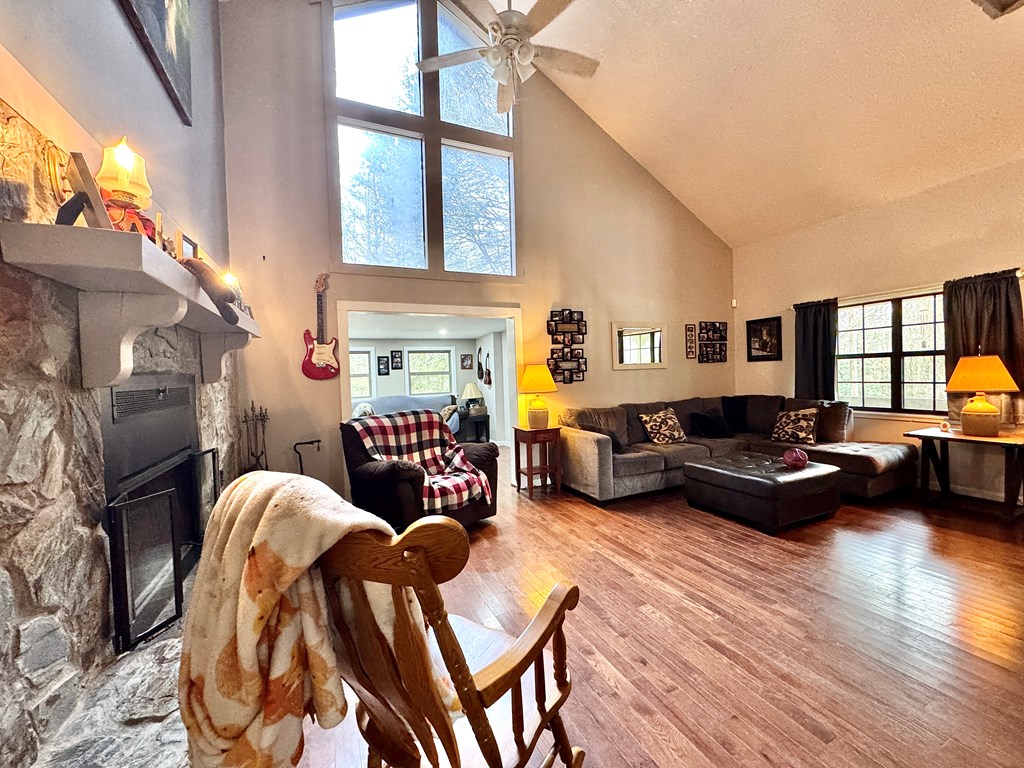 422548 Murphy Residential