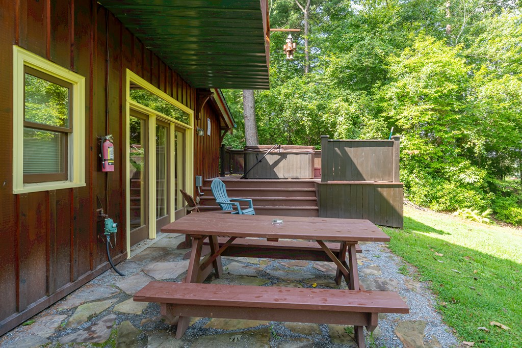 422562 Blue Ridge Residential