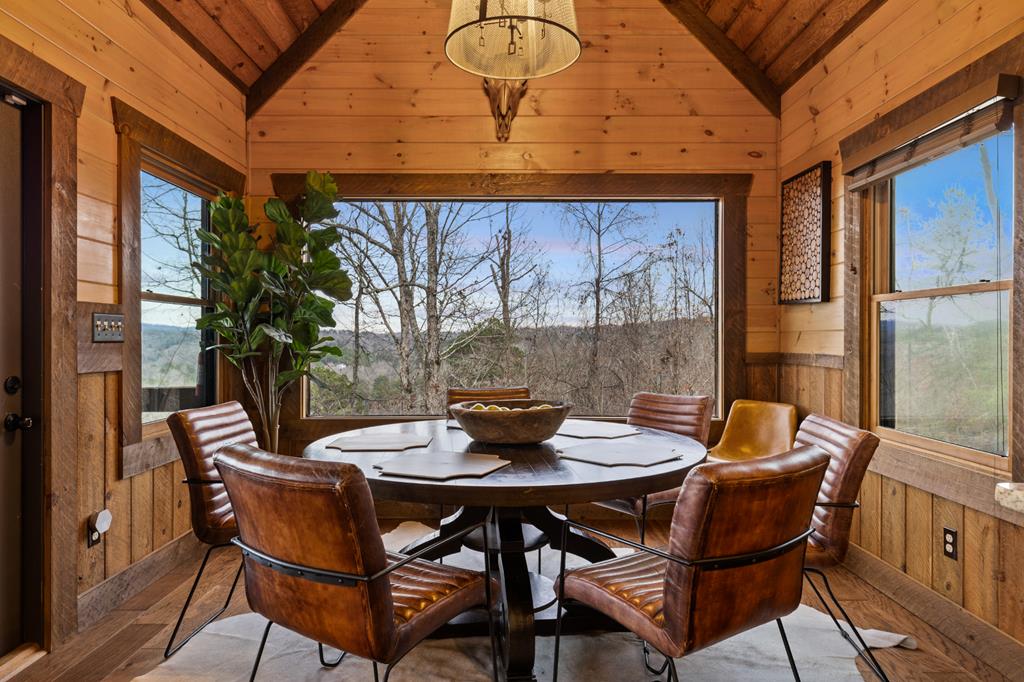 422563 Blue Ridge Residential