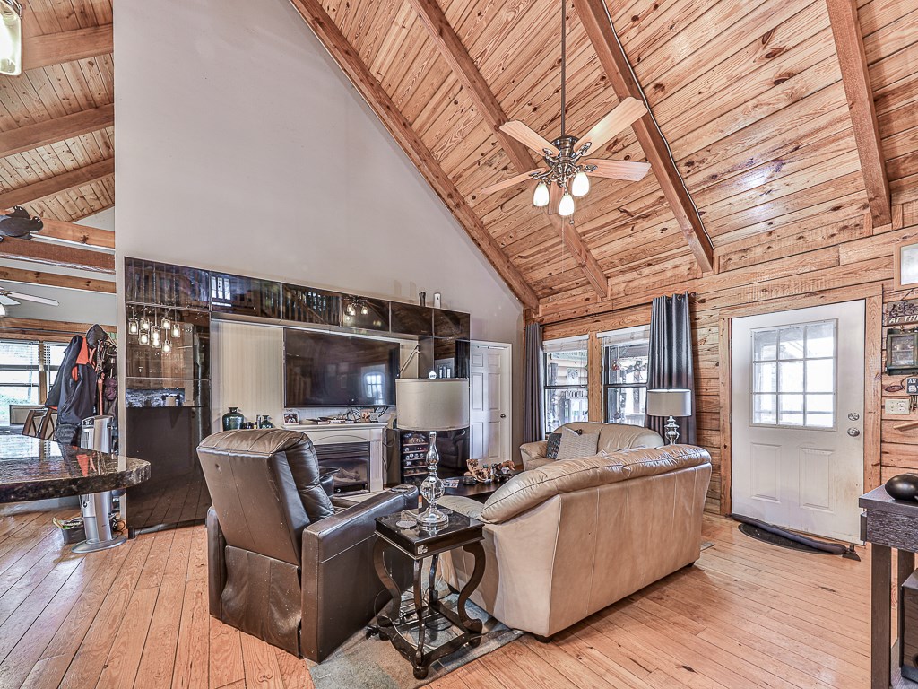 422566 Ellijay Residential