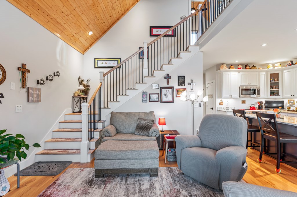 422568 Murphy Residential