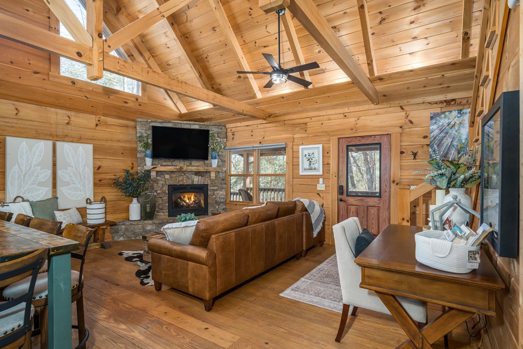 422587 Ellijay Residential
