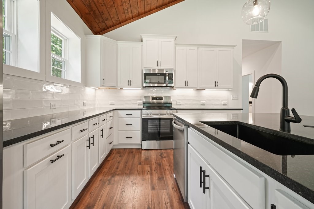 422588 Talking Rock Residential