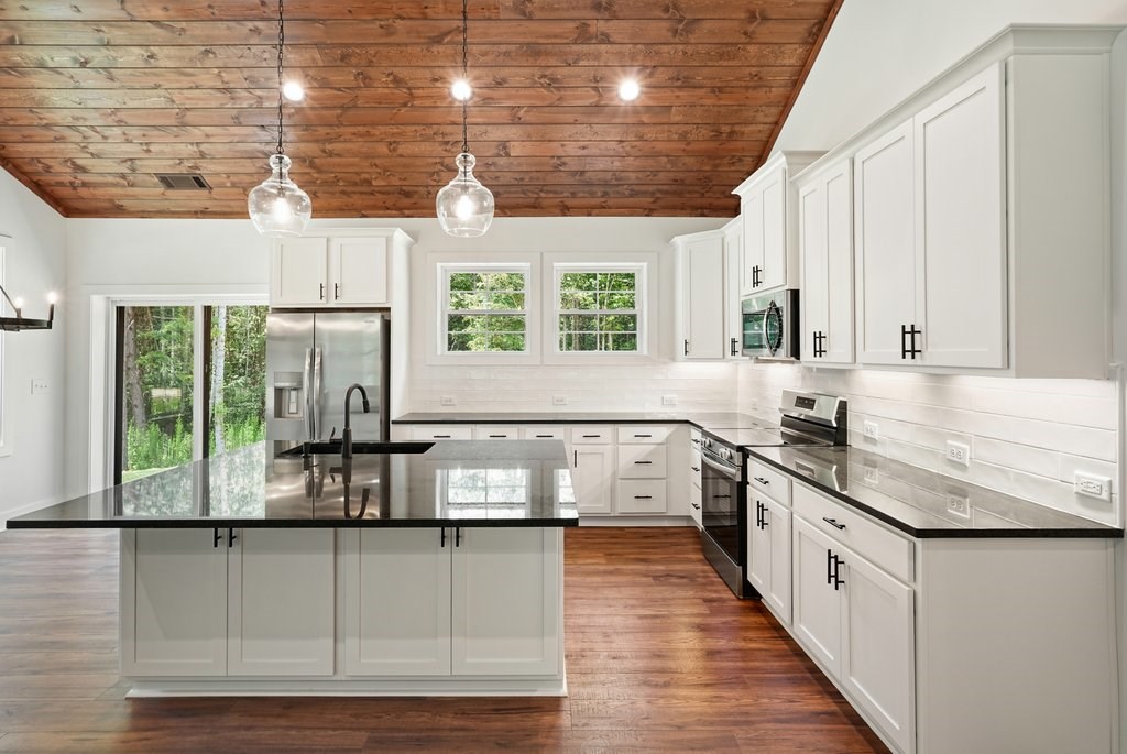 422588 Talking Rock Residential