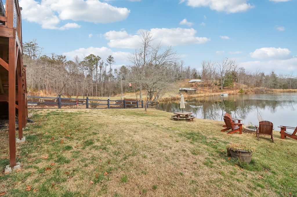 422593 Ellijay Residential