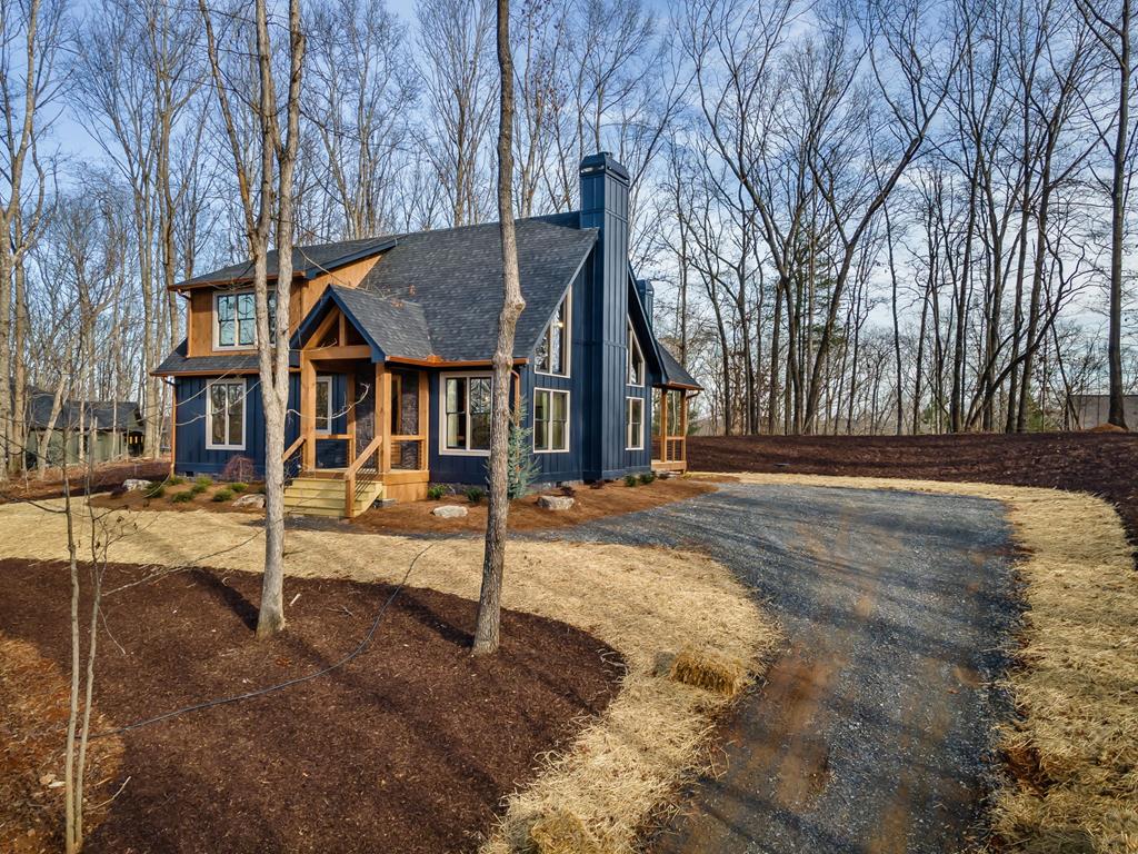 422594 Blue Ridge Residential
