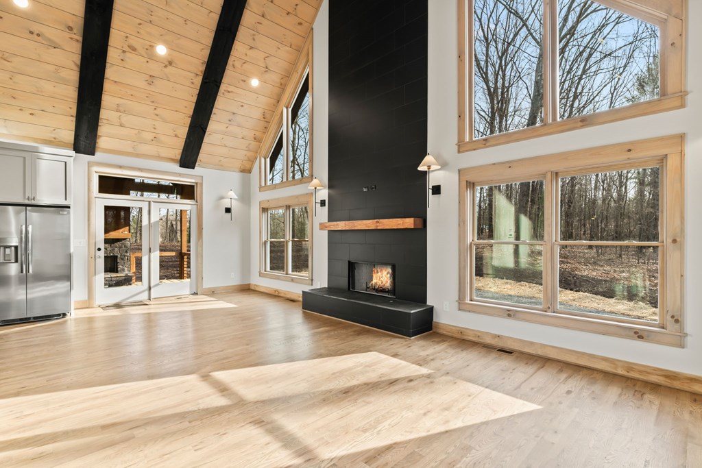 422594 Blue Ridge Residential