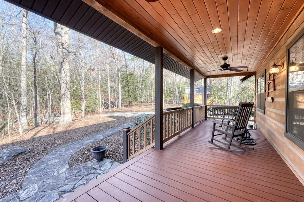 422598 Young Harris Residential