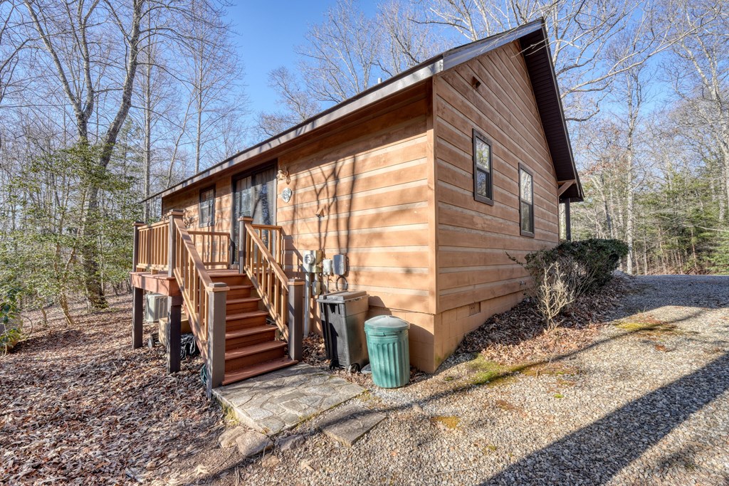 422598 Young Harris Residential