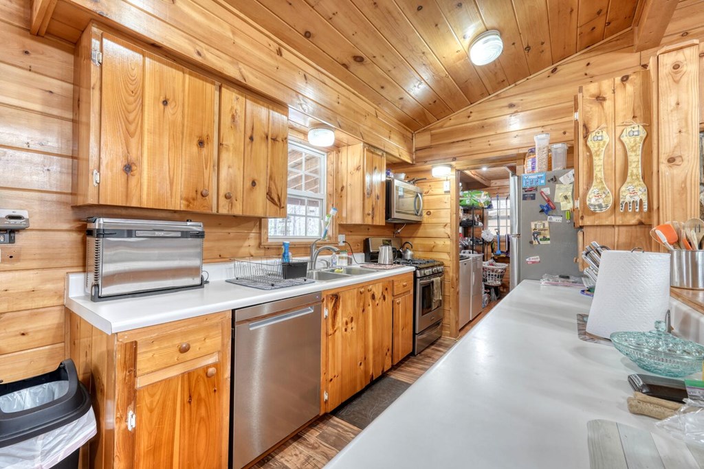 422606 Blairsville Residential